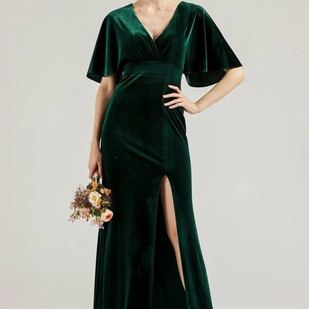 Renz Bridal Emerald Green Velvet